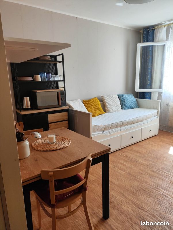 Appartement 1 pièce 25 m² · à Pessac · 25 m² · 750 €