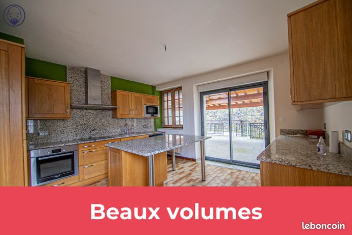 Maison de village 5 pièces 180 m²