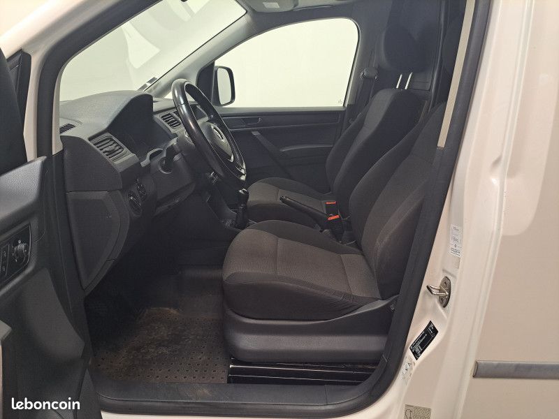 Volkswagen CADDY VAN MAXI 1.4 TGI 110CH GNV BUSINESS LINE (image 10)