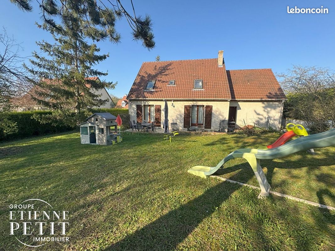 Maison 6 pièces 140 m² · à Crespières · 140 m² · 520 000 €