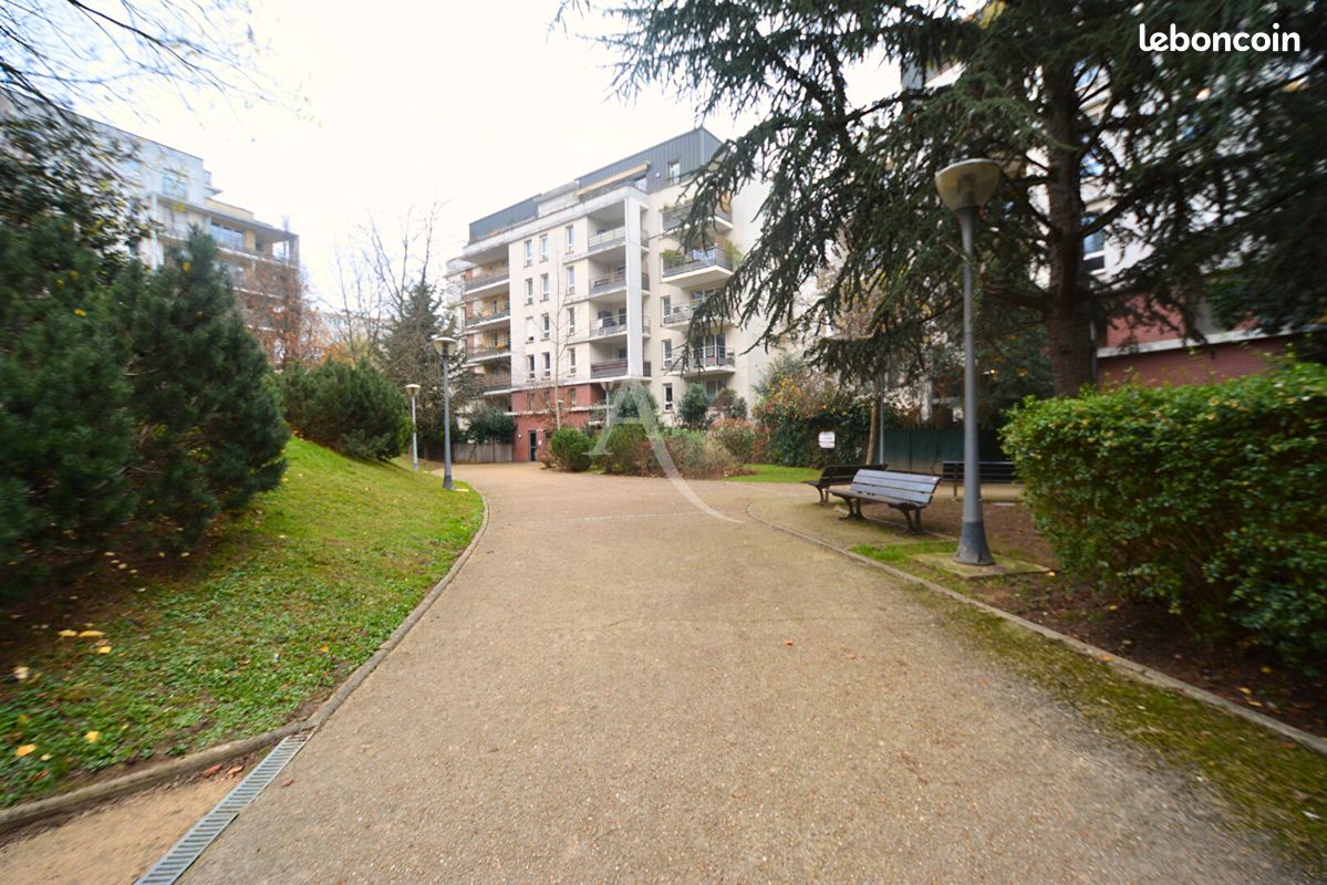 Appartement a louer villejuif - 4 pièce(s) - 82 m2 - Surfyn