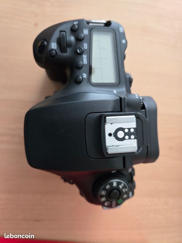 Canon 90D ETAT NEUF (image 4)