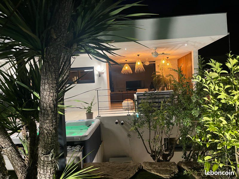 Maison 5 pièces 180 m² · à Gémenos · 180 m² · 1 090 000 €