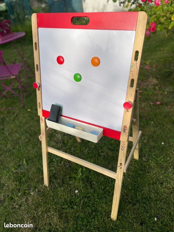 Tableau pliable et réglable (image 1)
