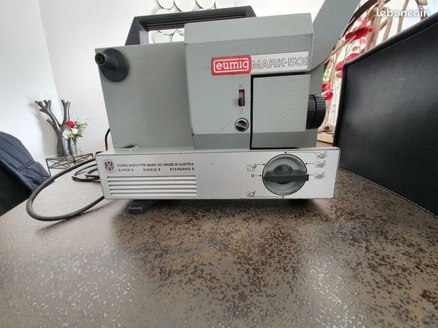 Projecteur Super 8 Eumig S903 - Pour Pièces Détachées (ne Fonctionne Pas)
