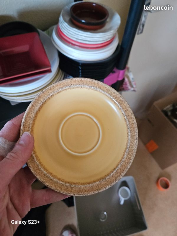 Ensemble vaisselles assiettes tasses (image 5)