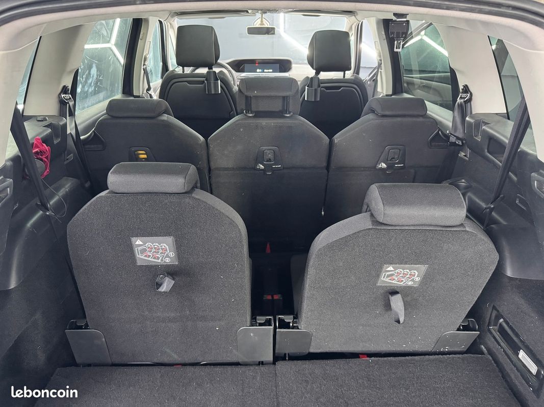 Citroën Grand C4 Picasso 1.6 HDI 120Ch *7 PL *DISTRI NEUVE *CAMERA AR* TOIT PANO *GARANTIE 12MOIS (image 26)