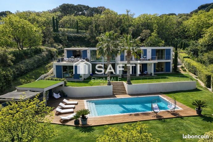 Villa 7 pièces 352 m²
