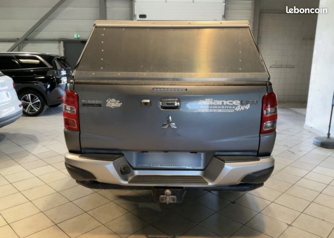 MITSUBISHI L200 Intense Connect Club Cab 4WD (image 7)
