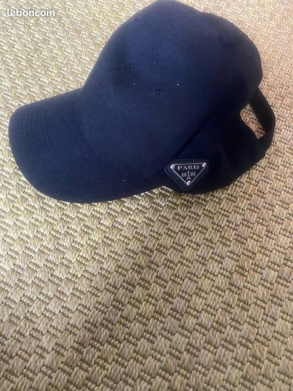 Casquette noire Paris 1889 (image 1)
