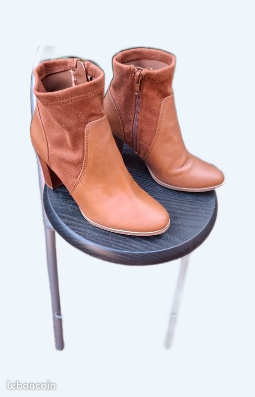 San Marina Bottine En Cuir CloutÃ© Chelsea Bottine Bottines Noires