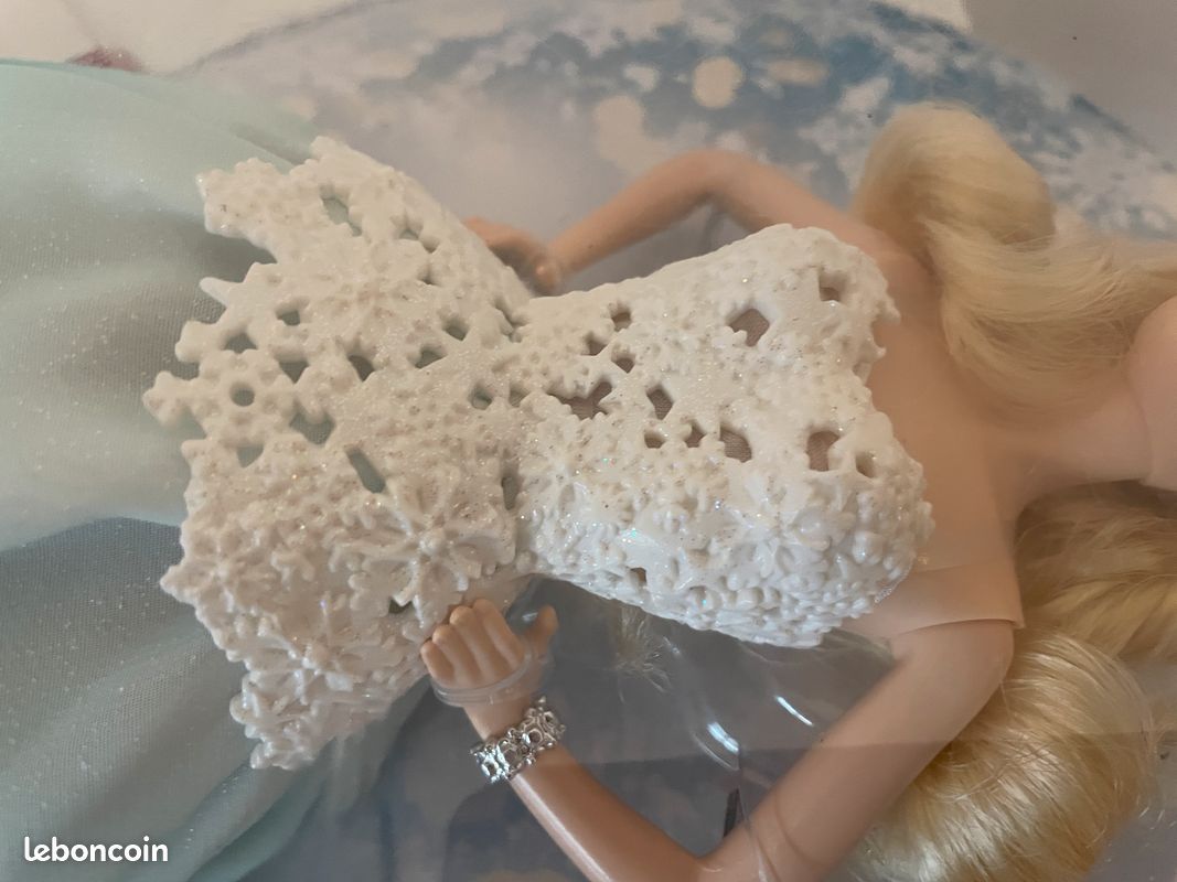 Poupée Barbie Holiday Christmas – Merveilleux Noël 2016 – Collector Edition (Mattel)