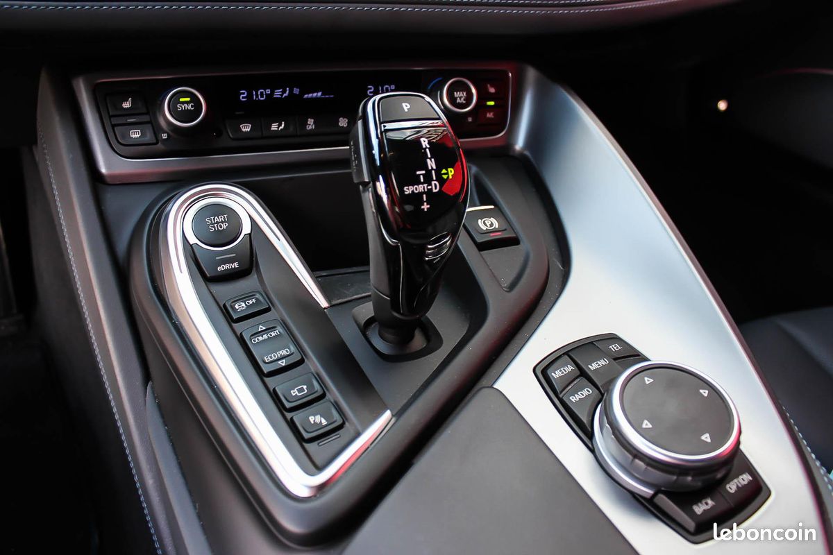 Bmw i8 pure impulse bva (image 19)