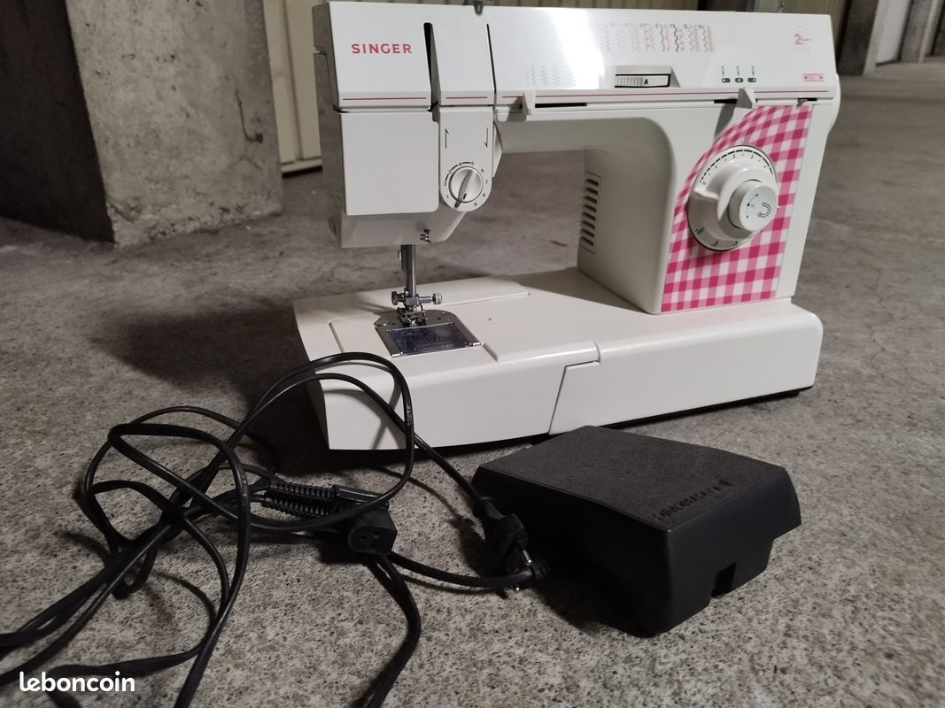 Machine à coudre (image 5)