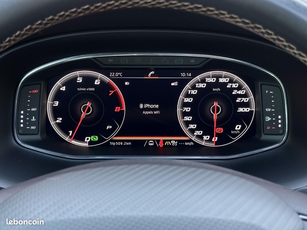 CUPRA ATECA 2.0 TSI 300 DSG 4Drive 1ère Main Siège F1 TOP Toit Attelage Brembo Caméra 360 (image 22)