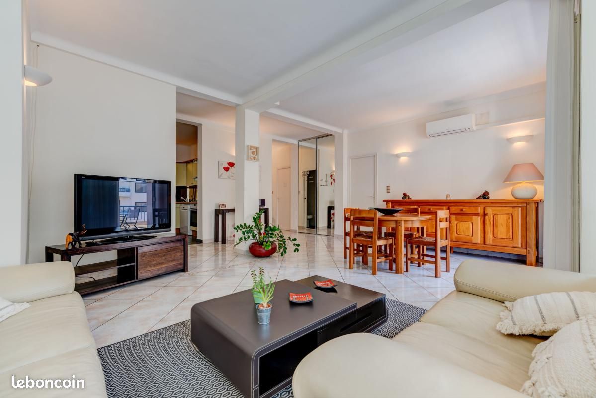 Appartement 3 pièces 81 m² · à Nice · 81 m² · 359 000 €