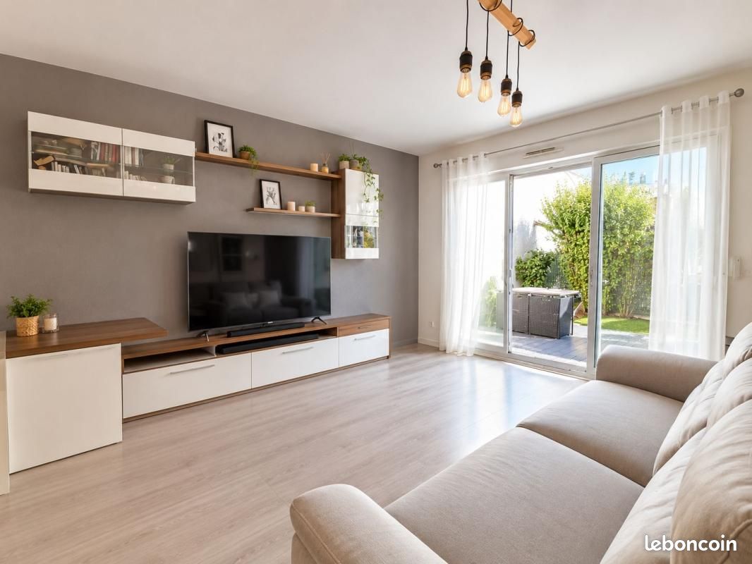 Appartement 3 pièces 65 m² · à Vitry-sur-Seine · 65 m² · 250 000 €