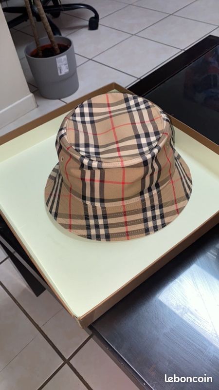 Bon burberry (image 1)