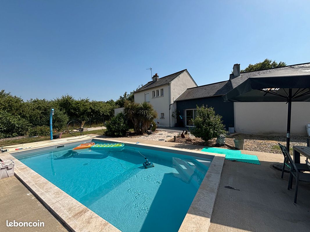 Maison 6 pièces 151 m² · à Simplé · 151 m² · 276 000 €