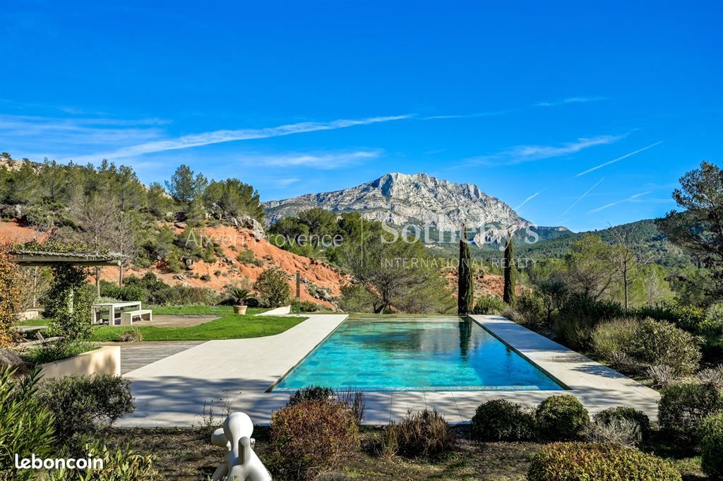 Maison 10 pièces 430 m² · à Aix-en-Provence · 430 m² · 12 000 €