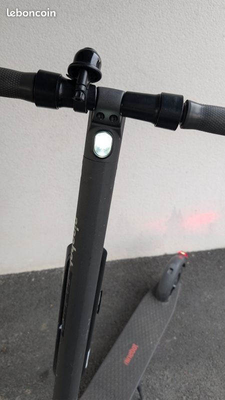 Trottinette électrique Ninebot E45E (image 5)