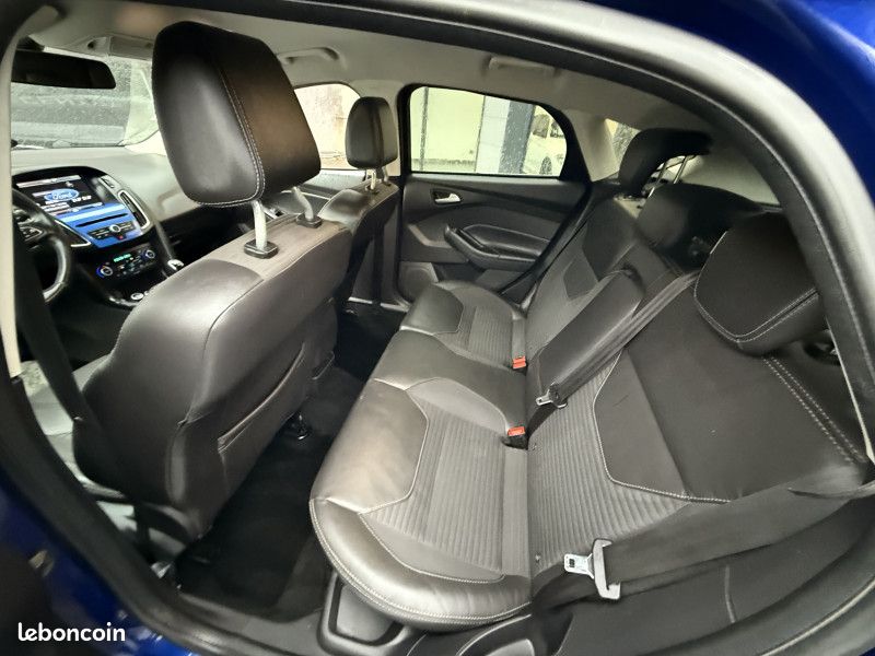 Ford FOCUS 1.0 ECOBOOST 125CH STOP&START TITANIUM (Vente a Pro ) (image 13)