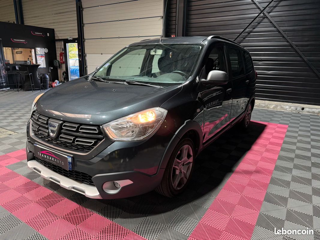 Dacia LODGY Stepway 1.2 tce 115 attelage / radars de recul / régulateur de vitesse (image 7)
