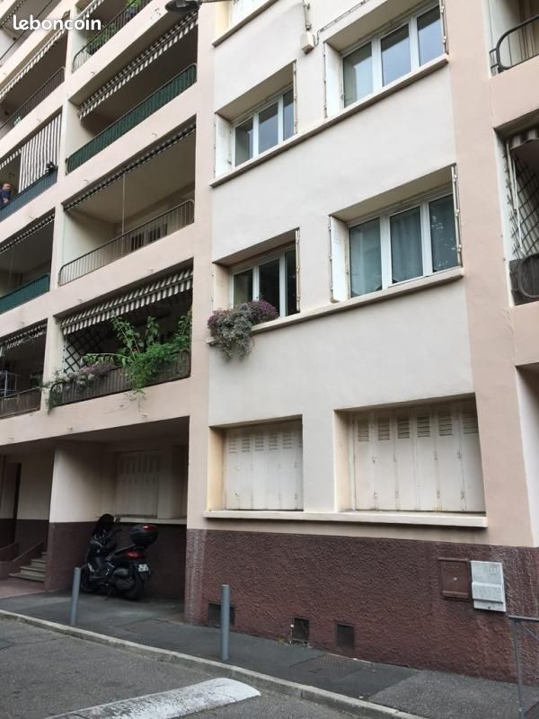Appartement 2 pièces 39 m² · à Écully · 39 m² · 790 €/mois