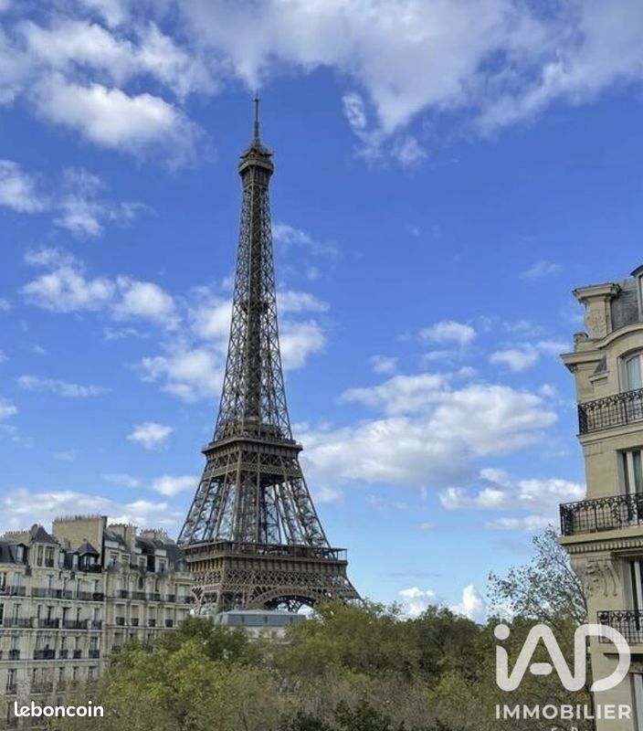Appartement 4 pièces 100 m² · à Paris · 100 m² · 4 200 €