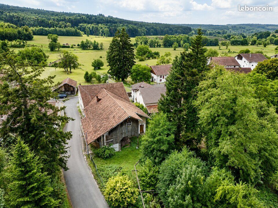 Maison 1 m² · à Laveline-du-Houx · 1 m² · 185 000 €