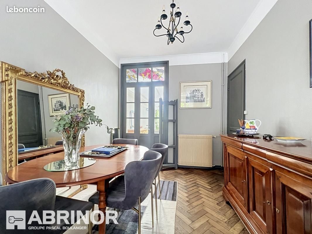 Maison 4 pièces 100 m² · à Lille · 100 m² · 457 000 €