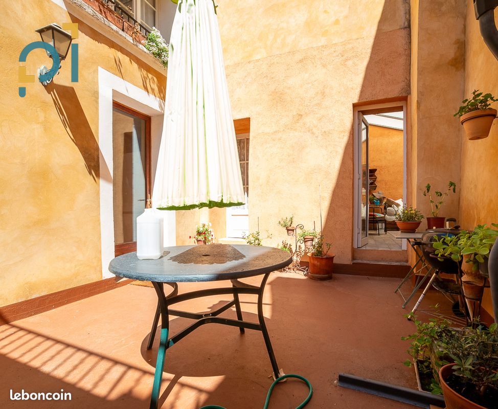 Maison 4 pièces 194 m² · à Lambesc · 194 m² · 488 000 €