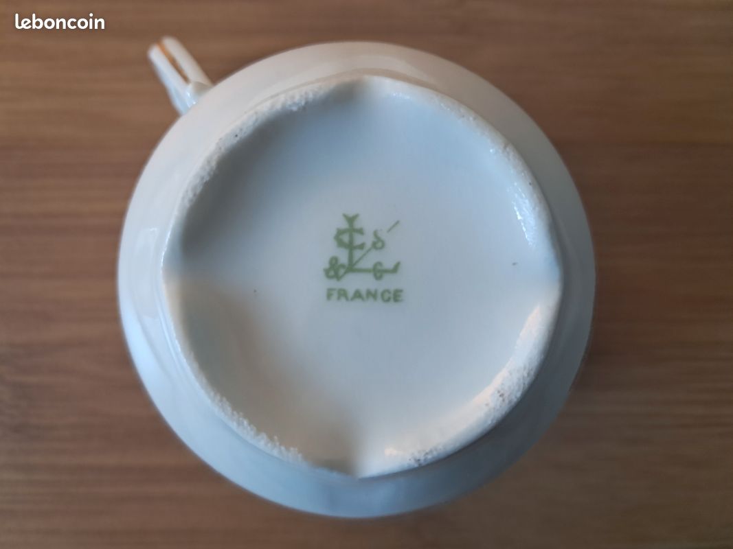 Lot 4 tasses porcelaine (image 4)