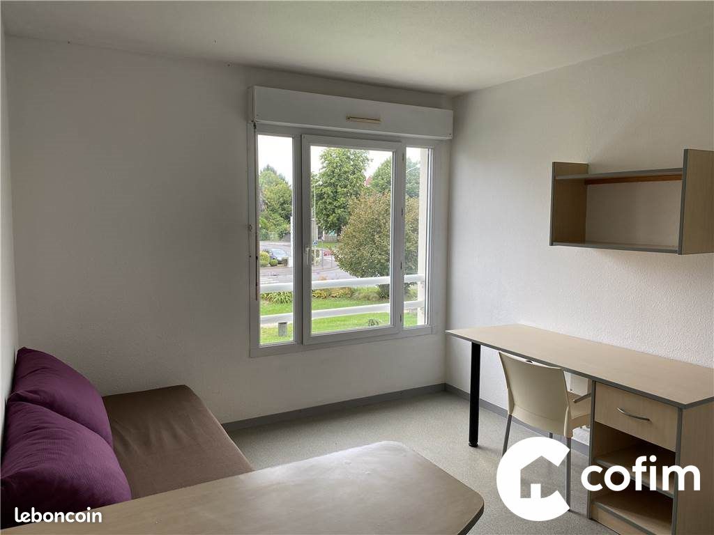 Appartement 1 pièce 17 m² · à Pau · 17 m² · 350 €