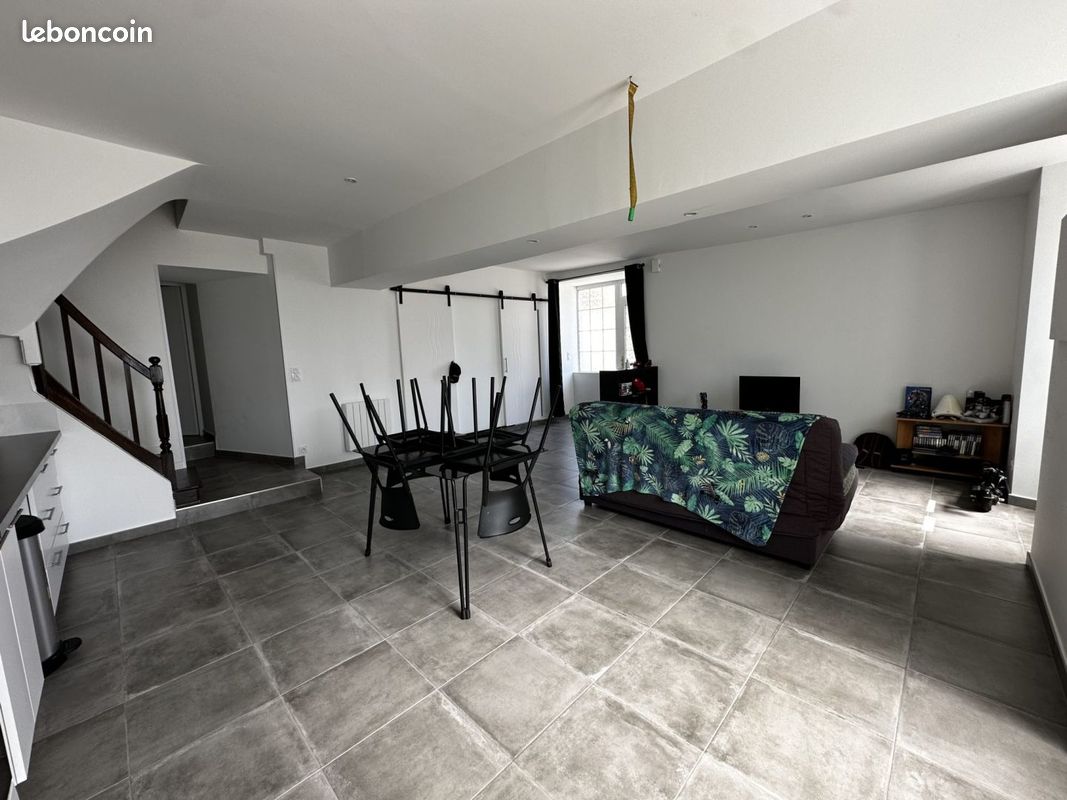 Maison 3 pièces 73 m² · à Gennes-Longuefuye · 73 m² · 530 €/mois