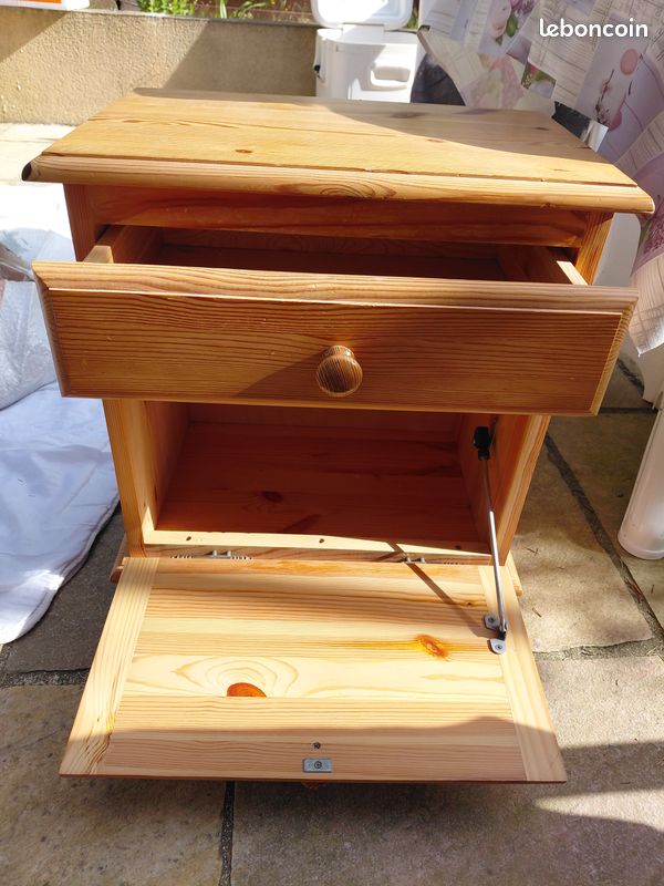 Table de chevet en pin (image 2)