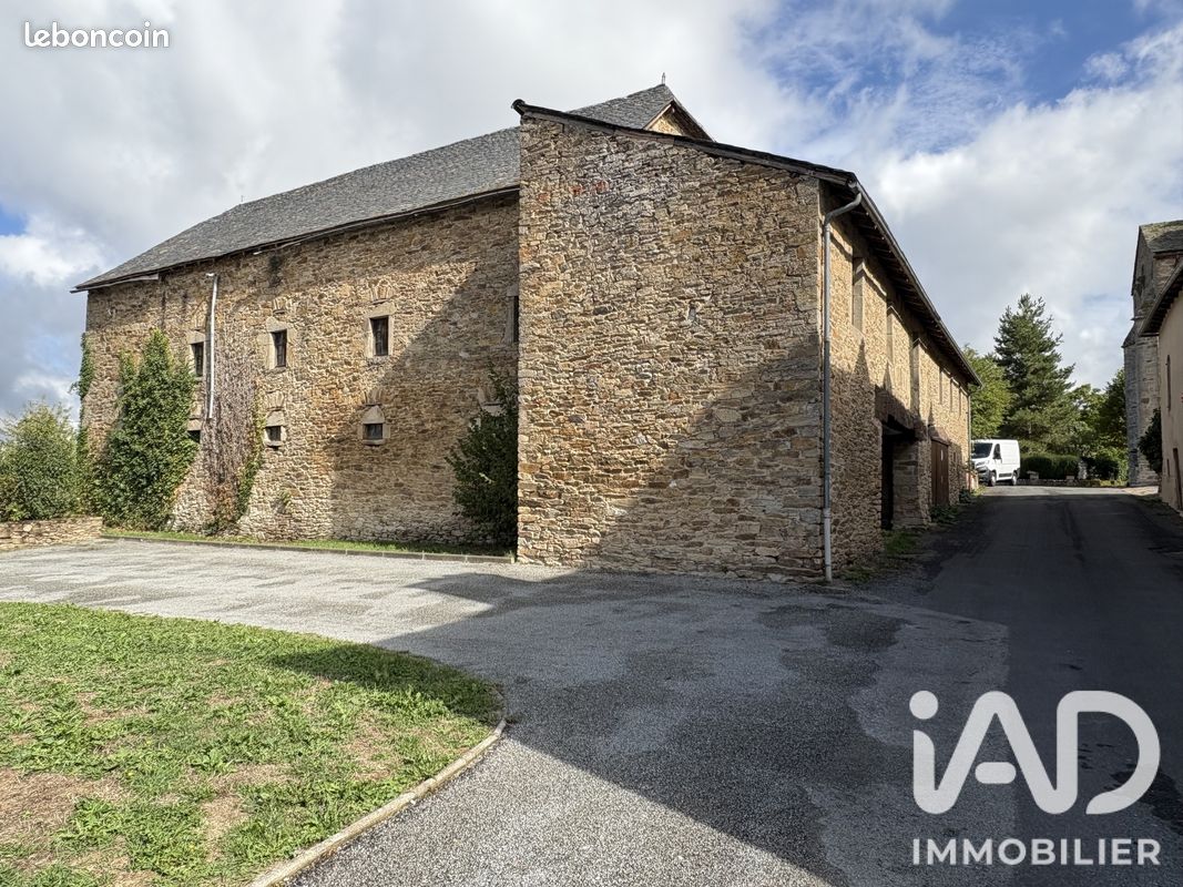 Maison 3 pièces 250 m² · à Boussac · 250 m² · 89 000 €