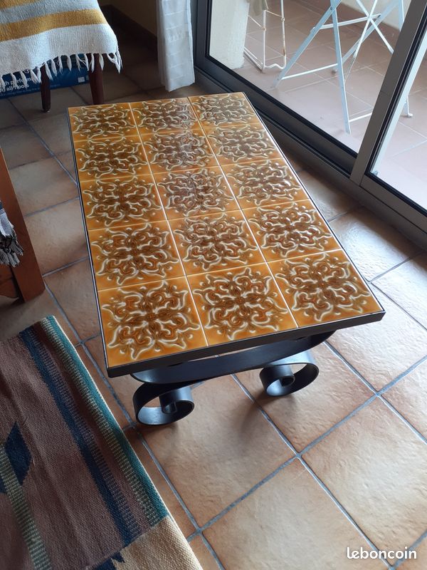 TABLE de SALON VINTAGE (image 1)