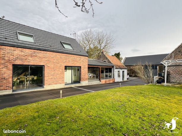 Longère 7 pièces 151 m²