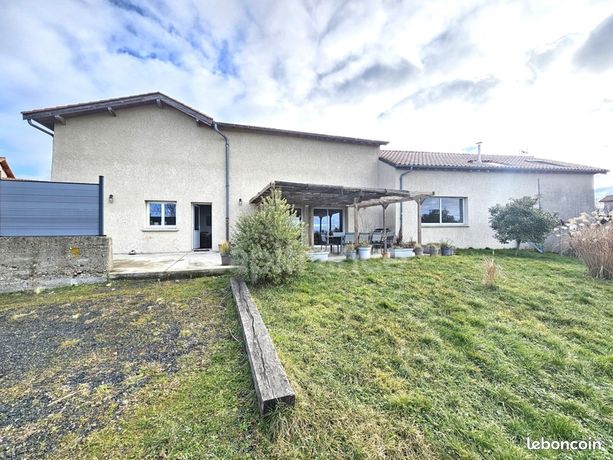 Maison 8 pièces 196 m²