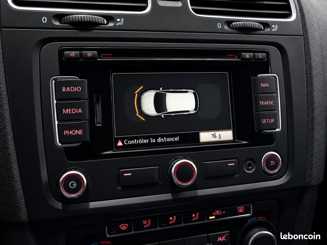 VOLKSWAGEN GOLF 1.6 16V TDI CR FAP - 105 - BV DSG 7 VI BERLINE Carat (image 14)