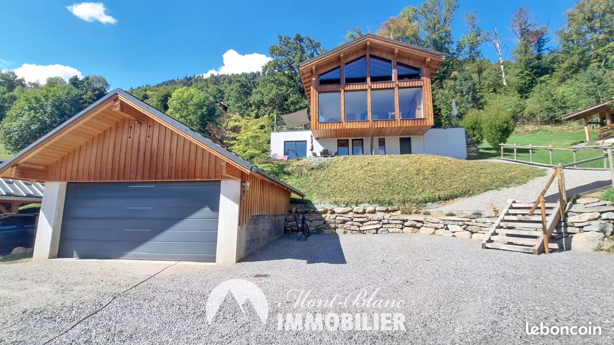 Maison 7 pièces 205 m² · à Sallanches · 205 m² · 1 269 000 €