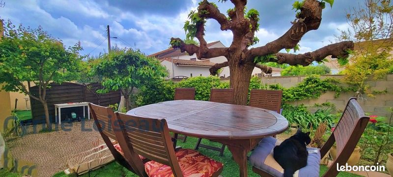 Maison 7 pièces 210 m² · à Nîmes · 210 m² · 450 000 €