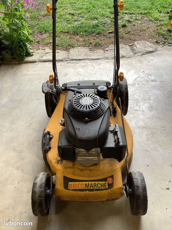Tondeuse Honda 125 cm3 (image 1)