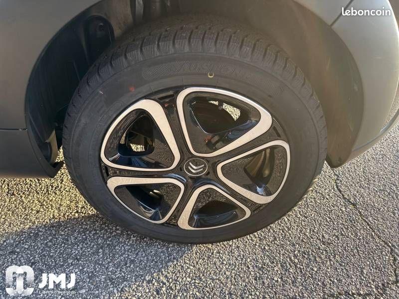 Citroën C3 PureTech 83 S&S BVM5 Shine (image 11)