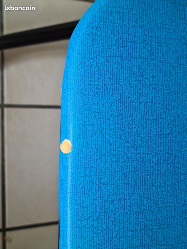 4 chaises bleues (image 3)