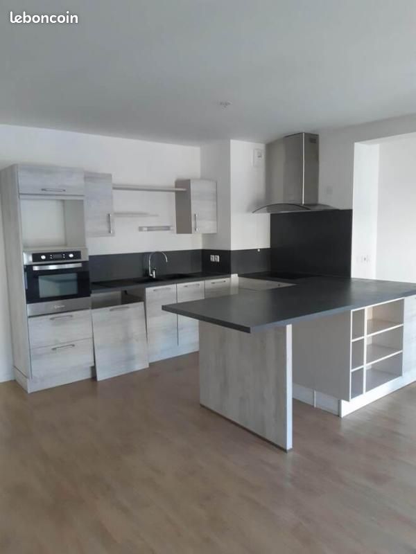 Appartement 3 pièces 90 m² · à Tours · 90 m² · 935 €