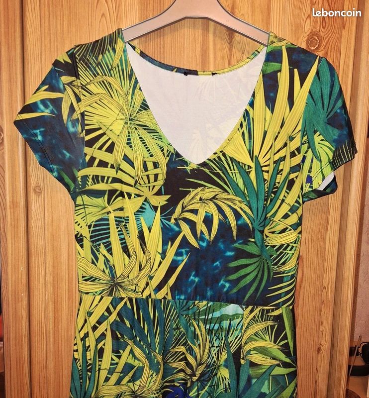 Magnifique Robe d'été Taille 40/ Motifs floraux/Jungle (image 1)