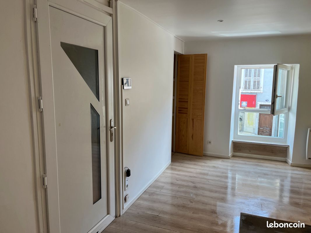 Appartement 2 pièces 42 m² · à La Morte · 42 m² · 550 €/mois