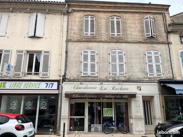 Immeuble 364 m² Riberac